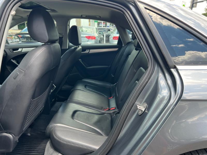 Audi A4 2.0T Sedan quattro Tiptronic 2015