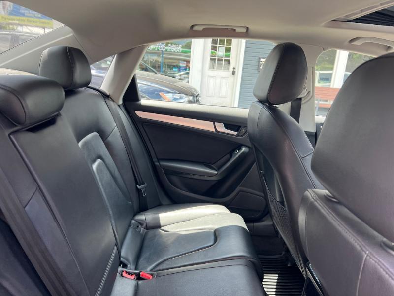 Audi A4 2.0T Sedan quattro Tiptronic 2015