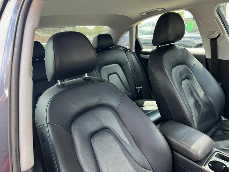 Audi A4 2.0T Sedan quattro Tiptronic 2015