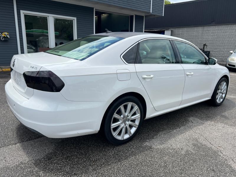 Volkswagen Passat 2.0L TDI SEL Premium 2013