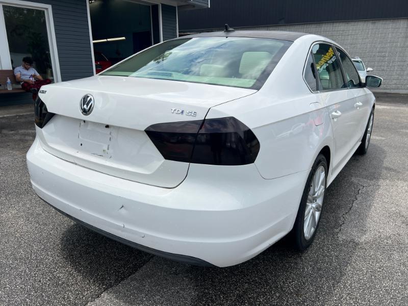 Volkswagen Passat 2.0L TDI SEL Premium 2013