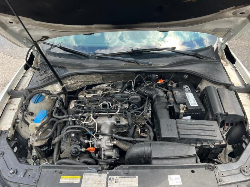 Volkswagen Passat 2.0L TDI SEL Premium 2013