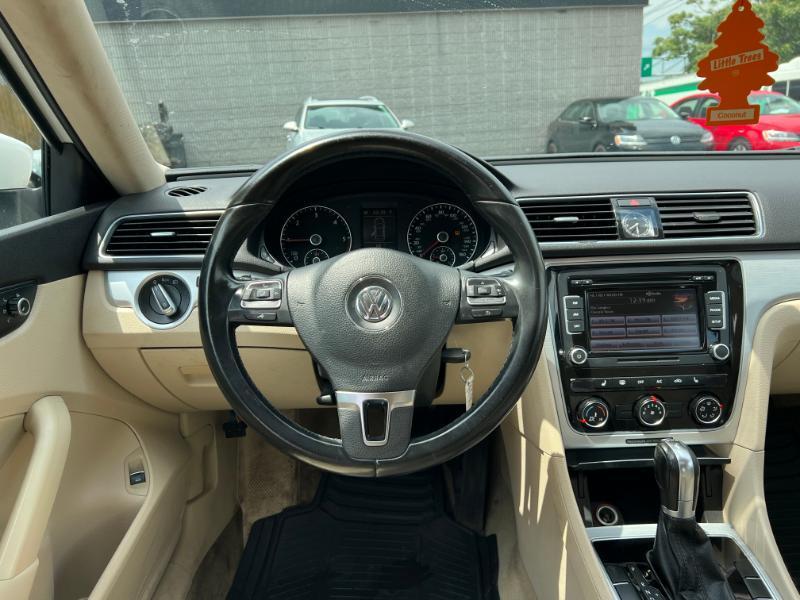 Volkswagen Passat 2.0L TDI SEL Premium 2013