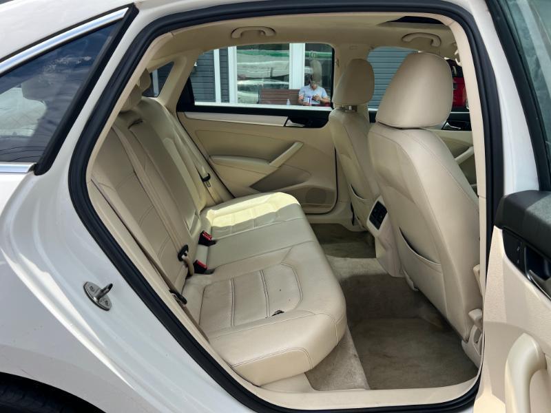 Volkswagen Passat 2.0L TDI SEL Premium 2013