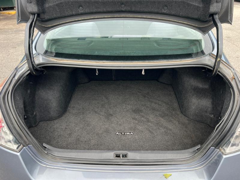 Nissan Altima 2.5 2012