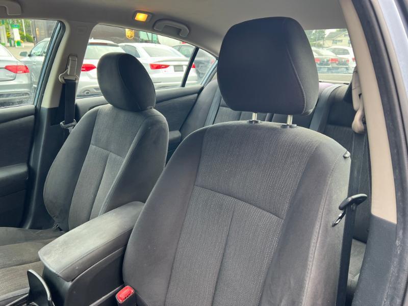 Nissan Altima 2.5 2012