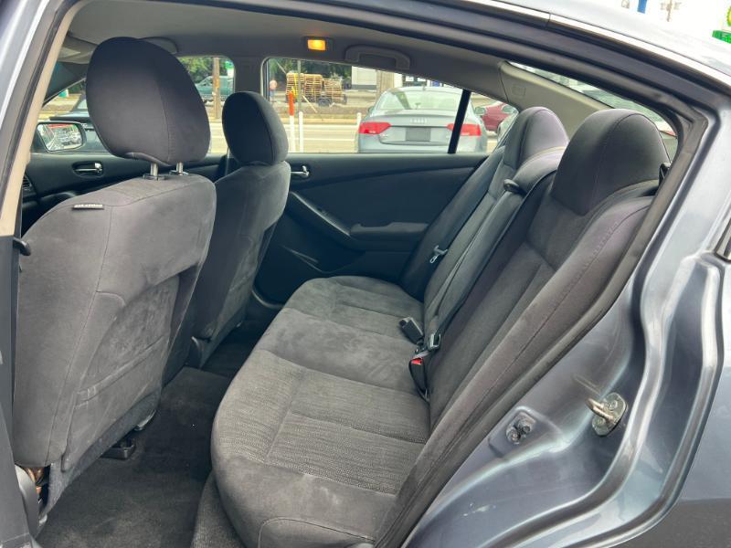 Nissan Altima 2.5 2012