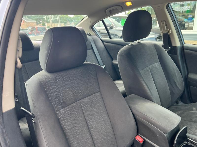 Nissan Altima 2.5 2012