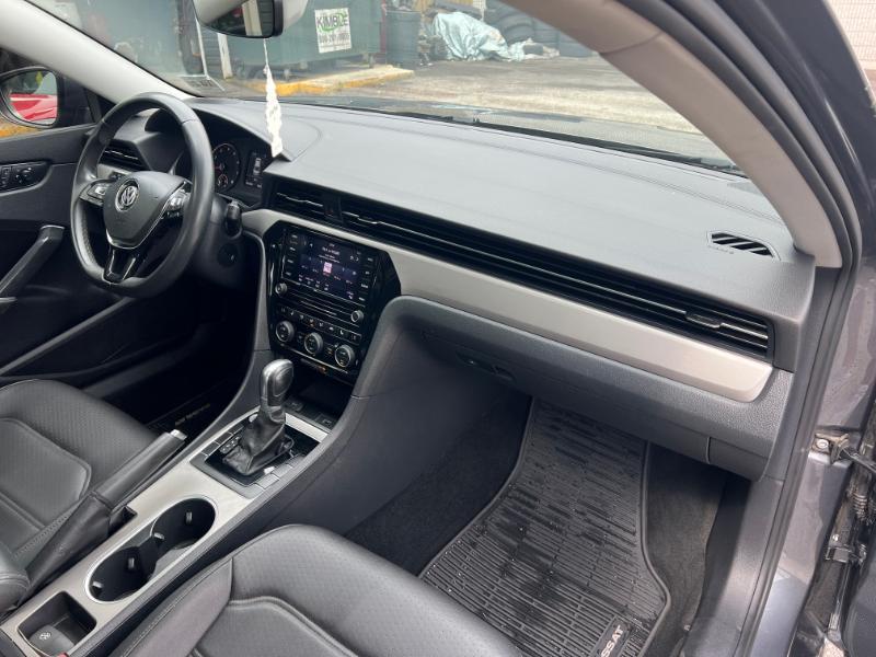 Volkswagen Passat SE 2021