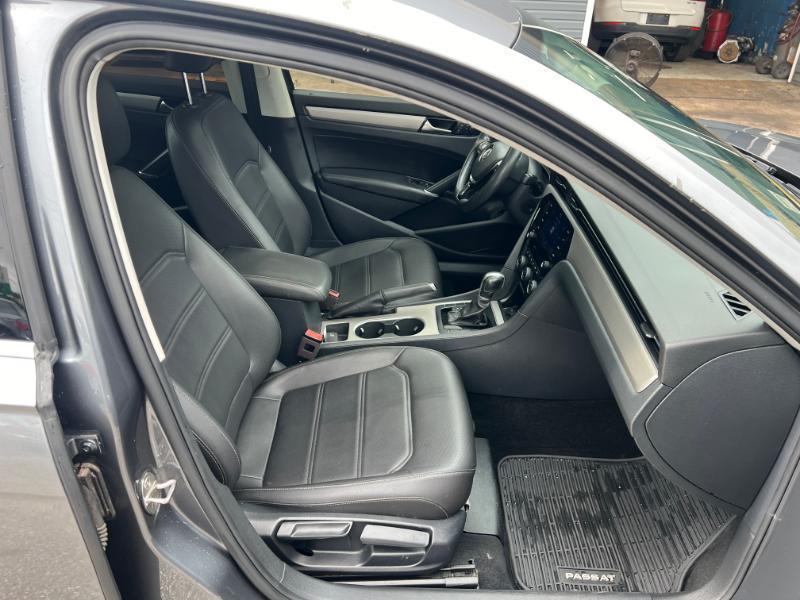 Volkswagen Passat SE 2021