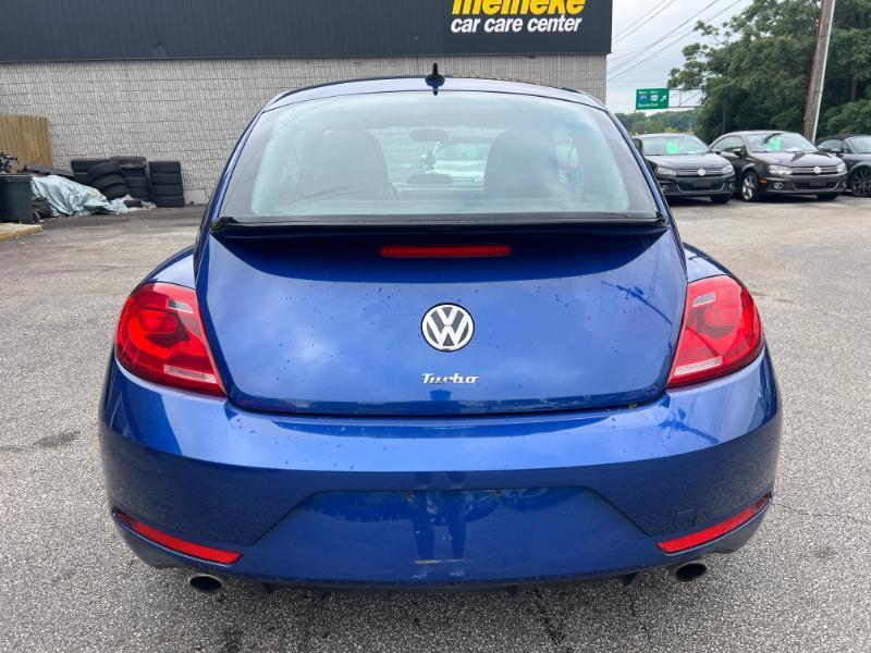 Volkswagen Beetle 2.0T Turbo 2013