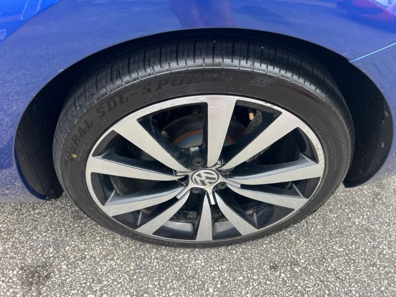 Volkswagen Beetle 2.0T Turbo 2013
