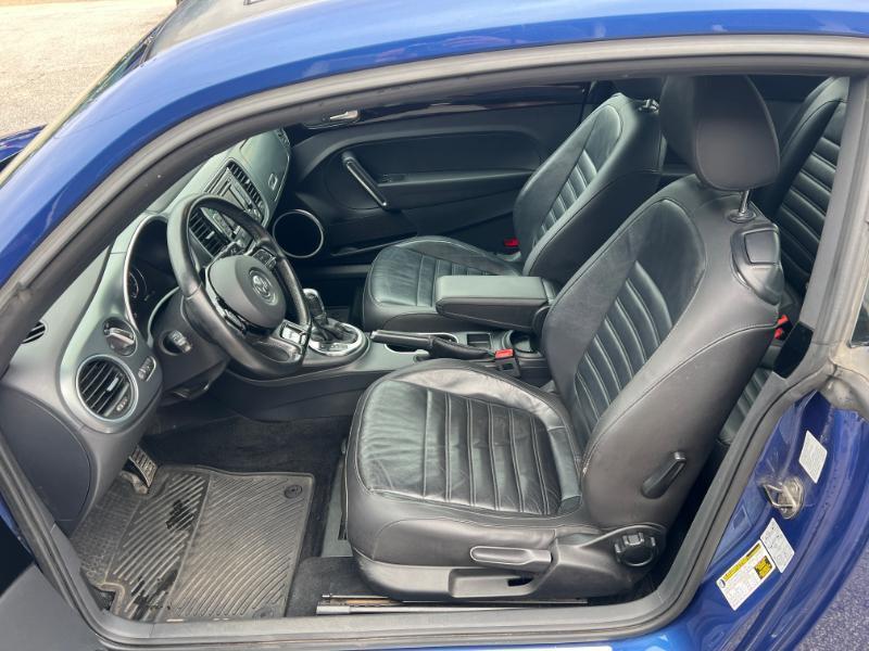 Volkswagen Beetle 2.0T Turbo 2013
