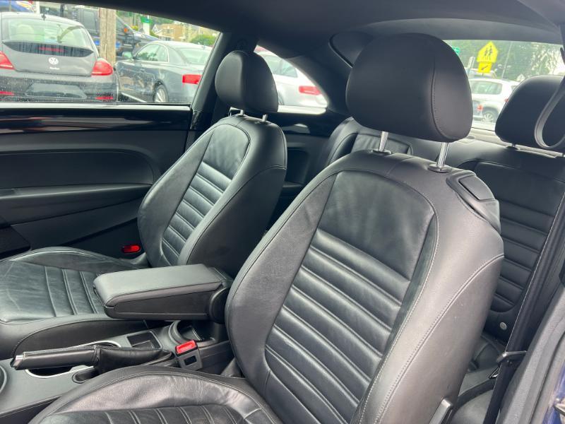 Volkswagen Beetle 2.0T Turbo 2013