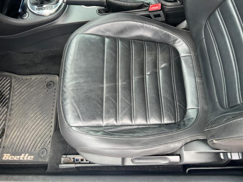 Volkswagen Beetle 2.0T Turbo 2013