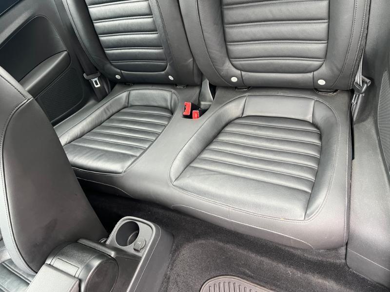 Volkswagen Beetle 2.0T Turbo 2013