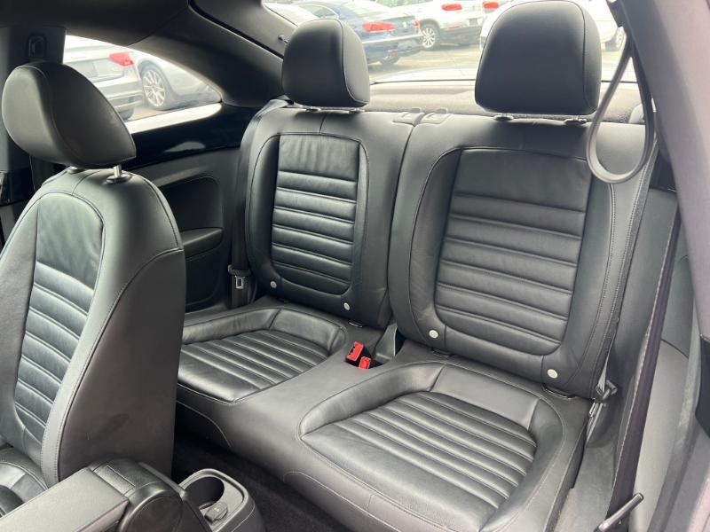 Volkswagen Beetle 2.0T Turbo 2013