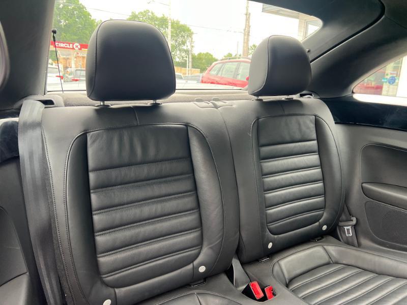 Volkswagen Beetle 2.0T Turbo 2013