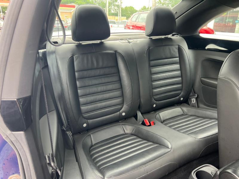 Volkswagen Beetle 2.0T Turbo 2013