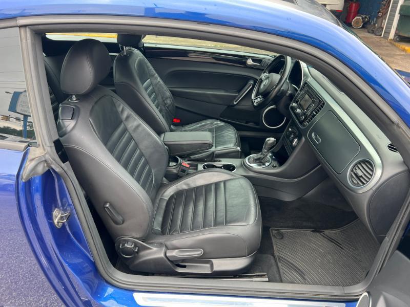 Volkswagen Beetle 2.0T Turbo 2013