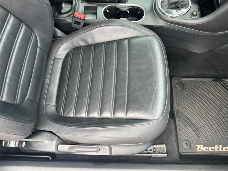Volkswagen Beetle 2.0T Turbo 2013