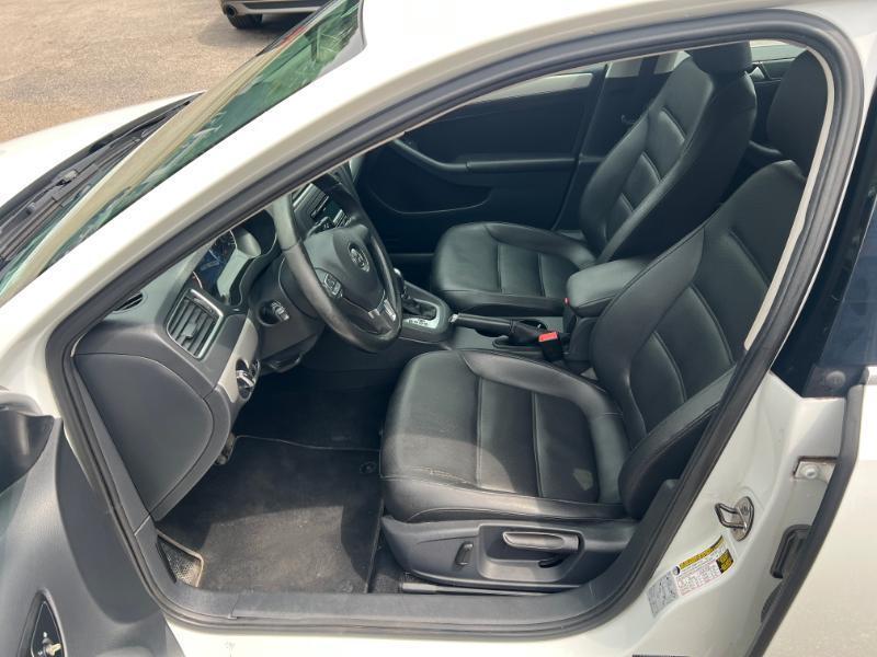 Volkswagen Jetta SE 2014