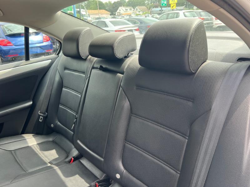 Volkswagen Jetta SE 2014