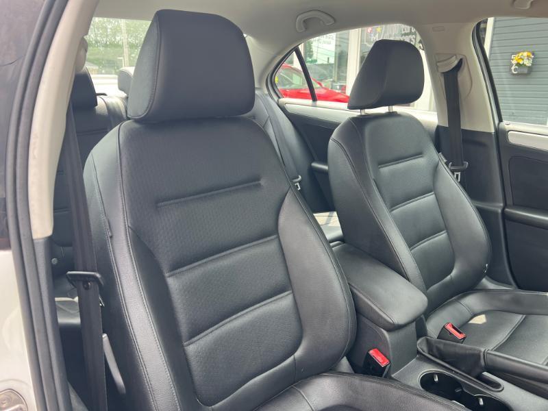 Volkswagen Jetta SE 2014