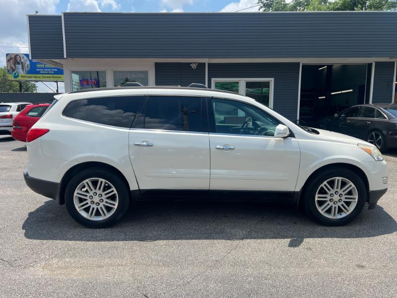 Chevrolet Traverse LT AWD 2011