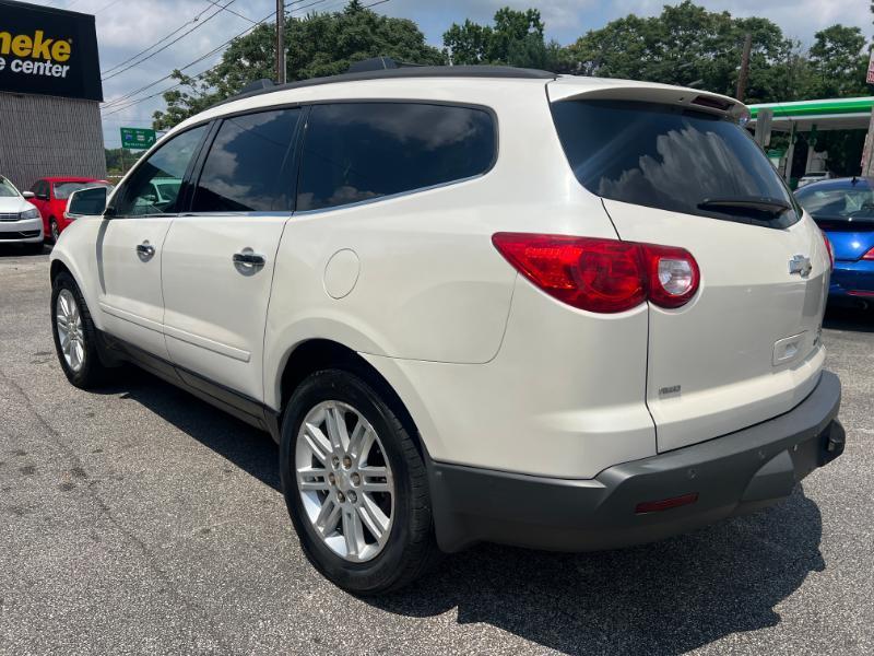 Chevrolet Traverse LT AWD 2011