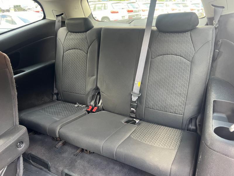 Chevrolet Traverse LT AWD 2011