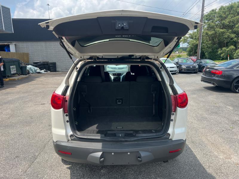 Chevrolet Traverse LT AWD 2011