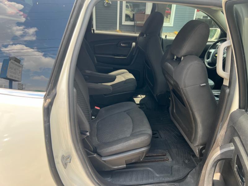 Chevrolet Traverse LT AWD 2011