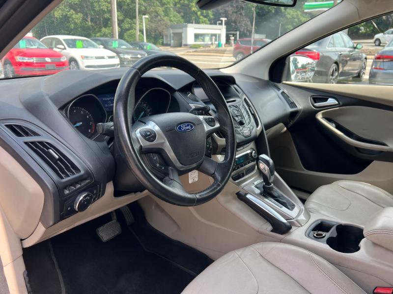 Ford Focus SEL 2012