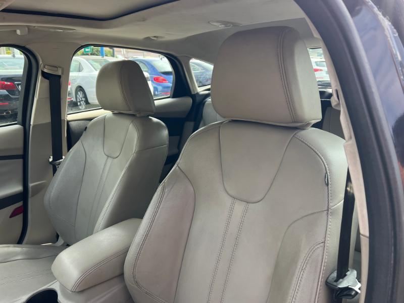 Ford Focus SEL 2012