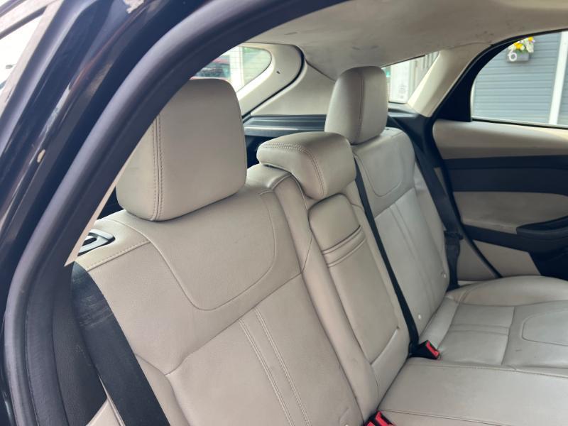 Ford Focus SEL 2012