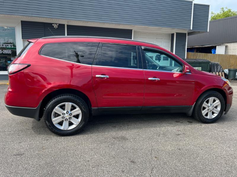 Chevrolet Traverse 1LT FWD 2013