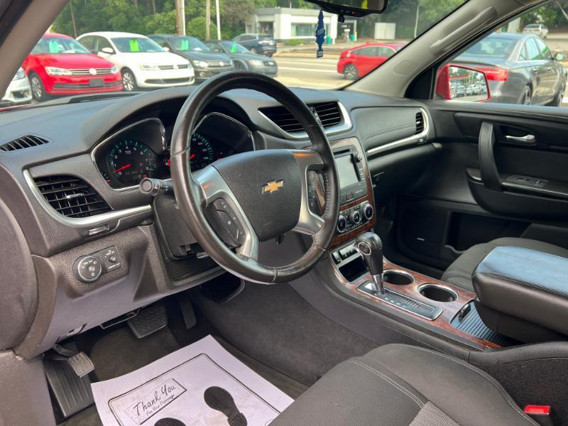 Chevrolet Traverse 1LT FWD 2013