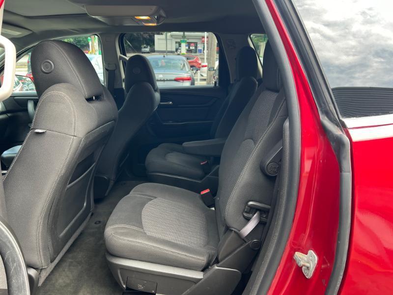 Chevrolet Traverse 1LT FWD 2013