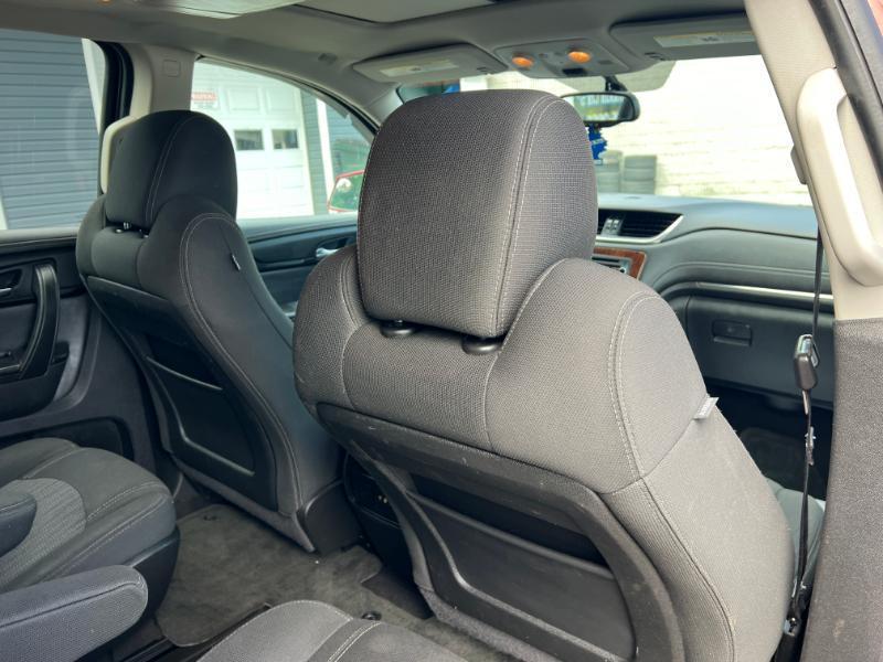 Chevrolet Traverse 1LT FWD 2013