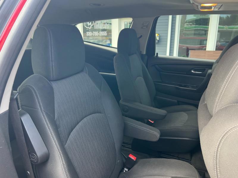 Chevrolet Traverse 1LT FWD 2013