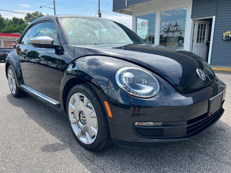 Volkswagen Beetle  2013
