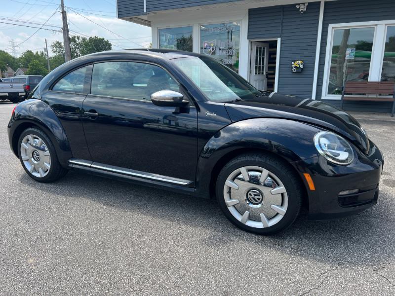 Volkswagen Beetle  2013