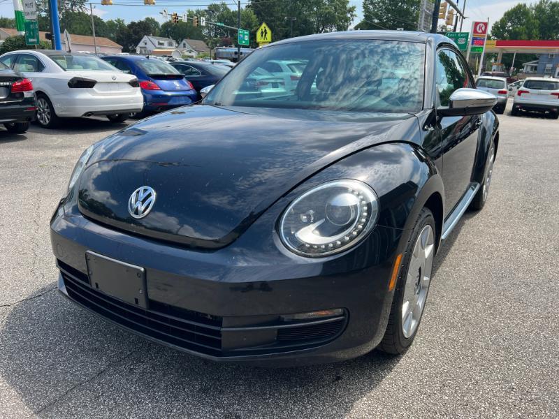 Volkswagen Beetle  2013