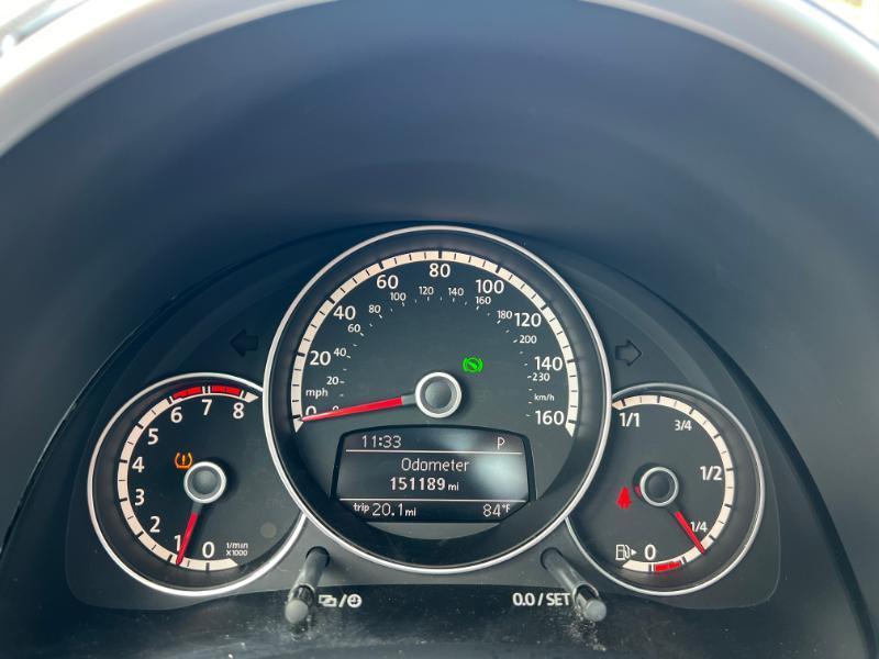 Volkswagen Beetle  2013