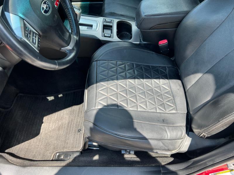 Subaru Legacy 2.5i Limited 2012