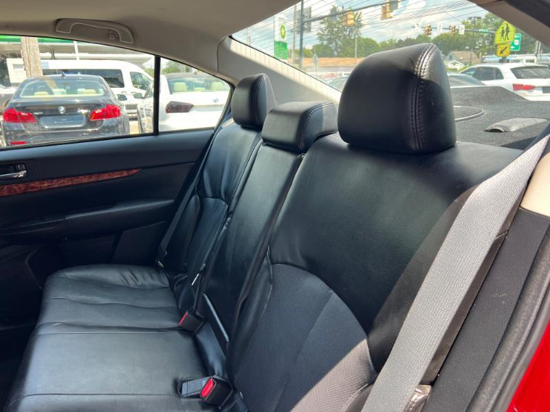 Subaru Legacy 2.5i Limited 2012