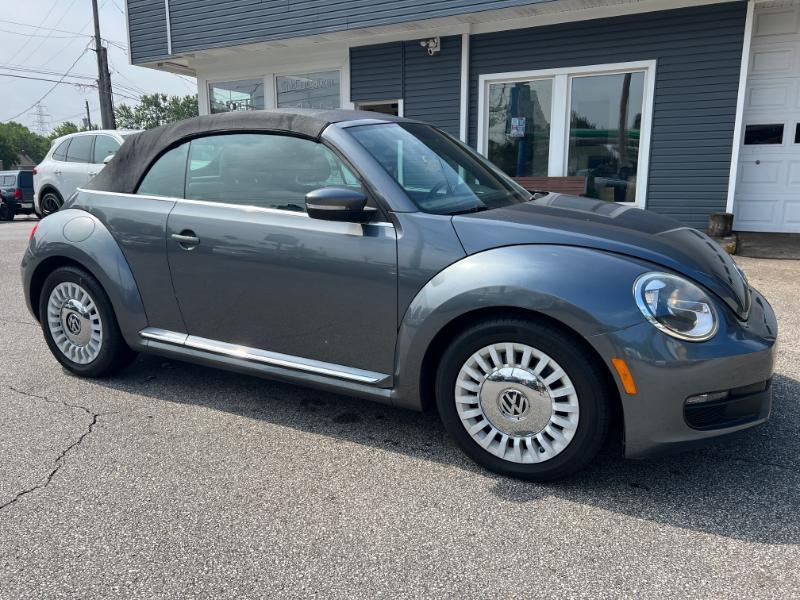 Volkswagen Beetle 2.5L Convertible 2014