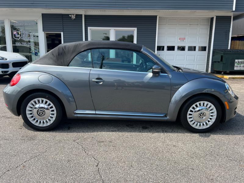 Volkswagen Beetle 2.5L Convertible 2014