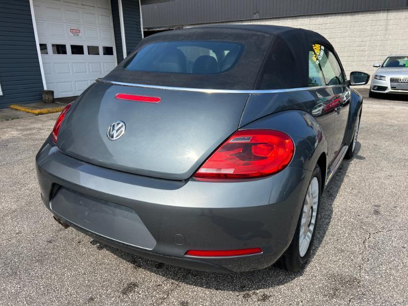 Volkswagen Beetle 2.5L Convertible 2014